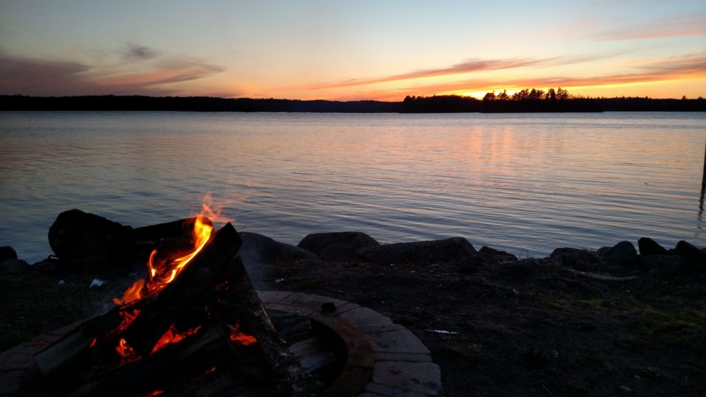 lake michigamme April sunset from the alternative yooper adventures